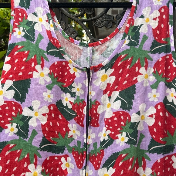 Nooworks Garden Suit Berries strawberry print floral linen jumpsuit XS - Picture 3 of 6